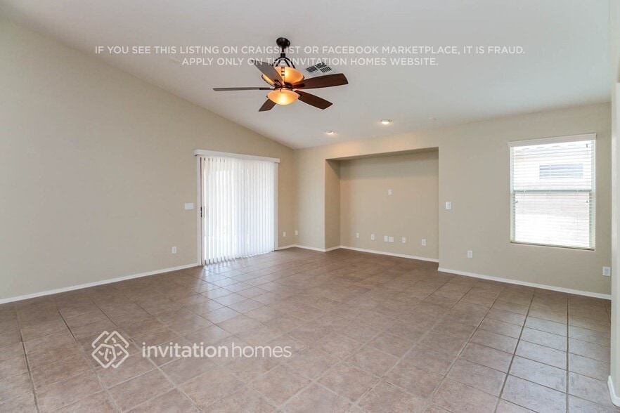 Building Photo - 35525 N Belgian Blue Ct