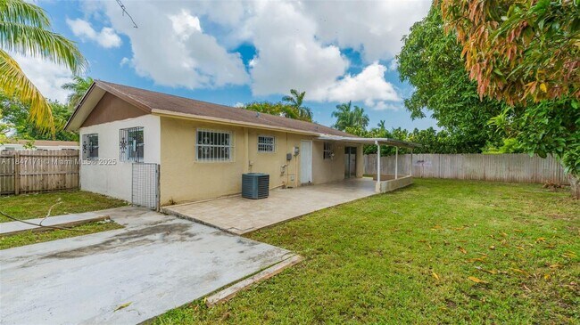 Building Photo - 14510 SW 296th St