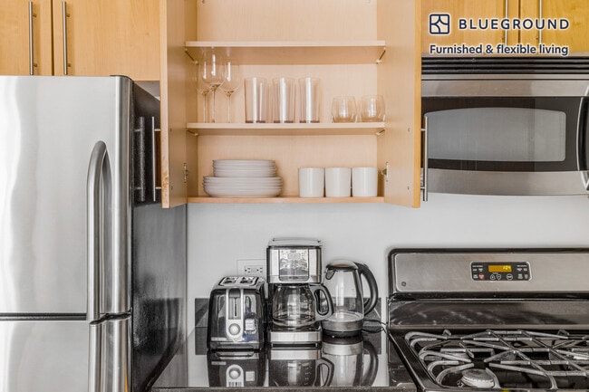 Building Photo - 4-75 48th Avenue-SI FL2-ID1845