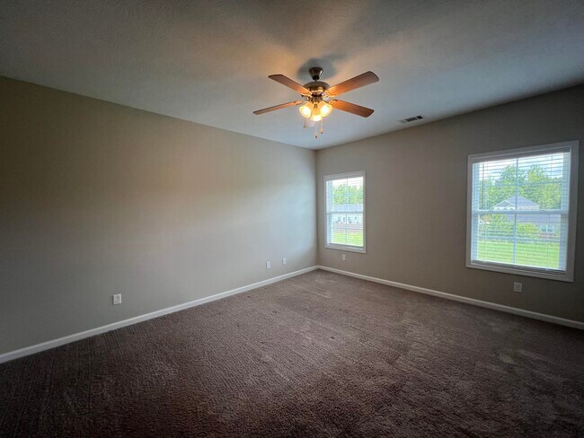 Building Photo - 4017 Pensacola Way