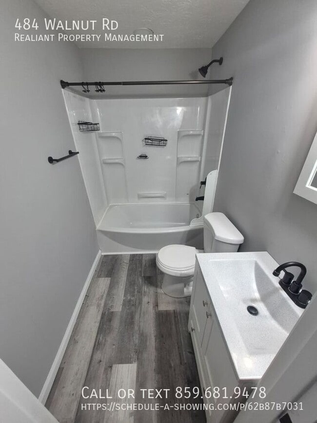 Building Photo - 484 Walnut Rd