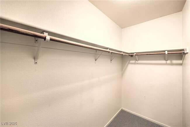 Building Photo - 1452 Rothwell Ct