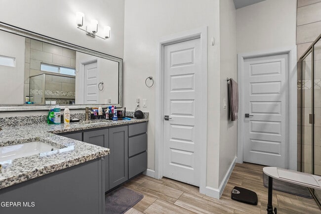 Building Photo - 12308 Desert Heights Ct