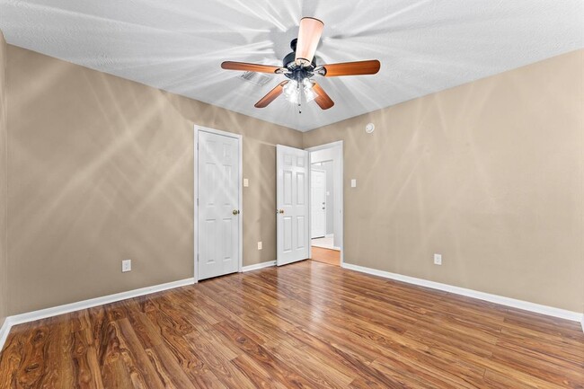 Building Photo - 21322 Hannover Pines Dr