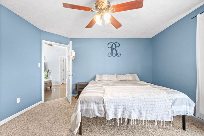 Building Photo - Move-In Ready - Pet Friendly!
