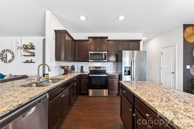 Building Photo - 10008 Brawley Ln