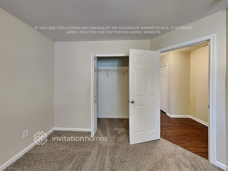 Building Photo - 7307 Lamplighter Close Dr