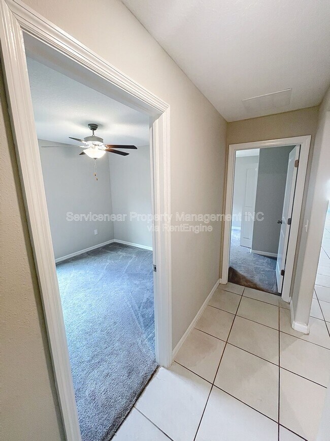 Building Photo - 10344 Alder Green Dr