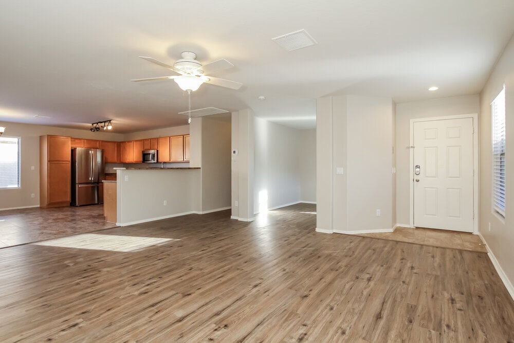 Building Photo - 43680 Bedford Dr