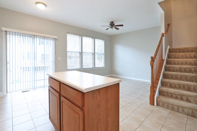 Building Photo - 753 Thornbury Ct