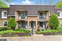 Building Photo - 5905 Bayshire Rd