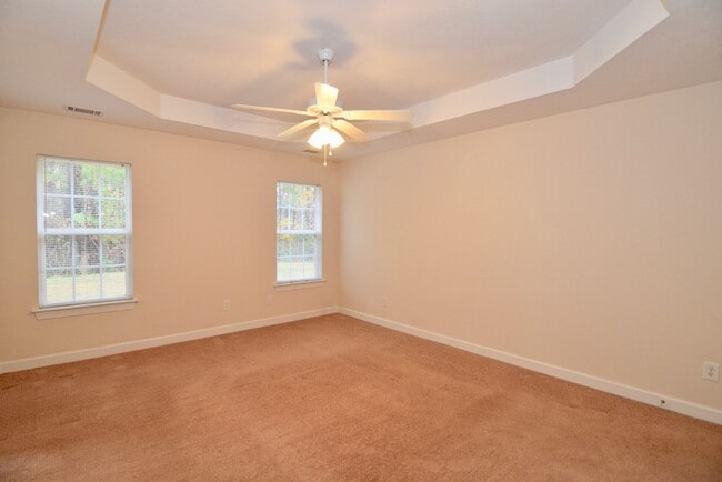 Building Photo - 659 Ventana Dr