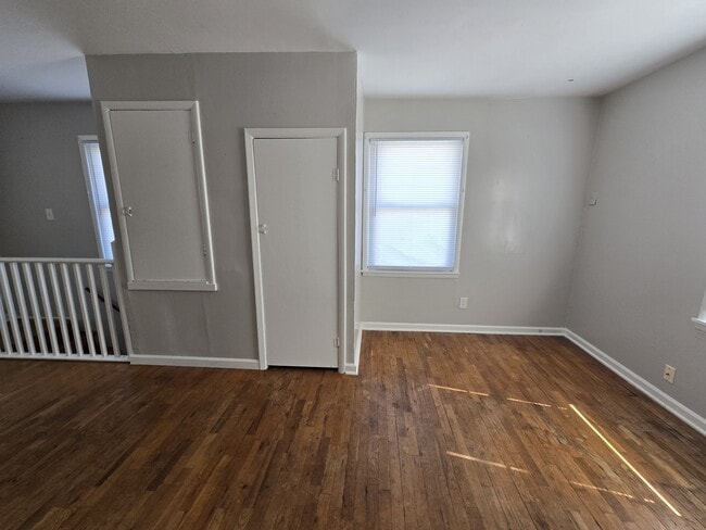 Building Photo - 526 Martinson N