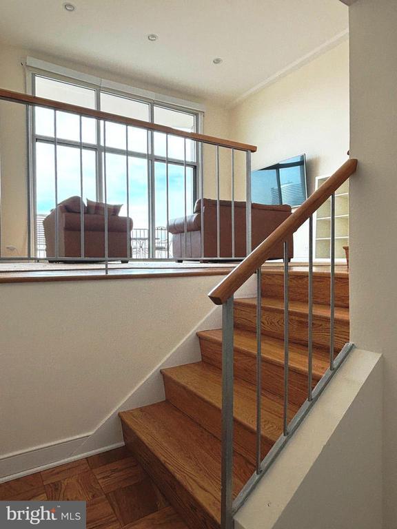 Building Photo - 1200 N Nash St