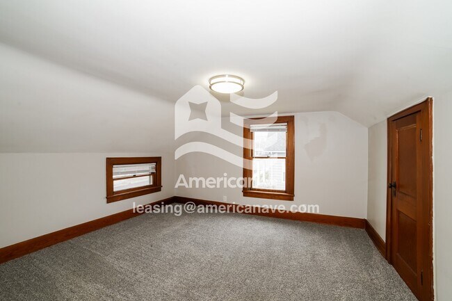 Building Photo - 306 Eldridge St