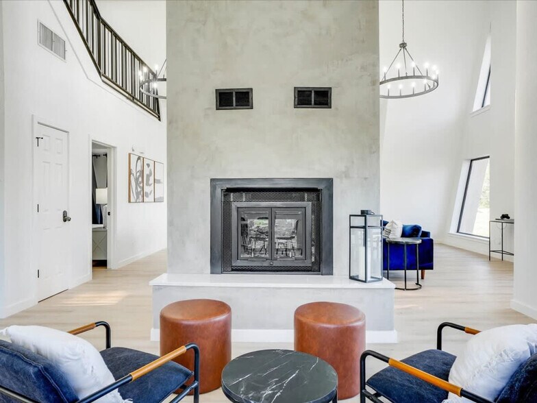 Building Photo - 211 Goodson Way