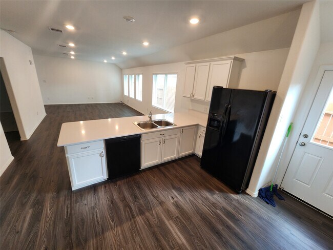 Building Photo - 18419 Cobalt Cove Ln