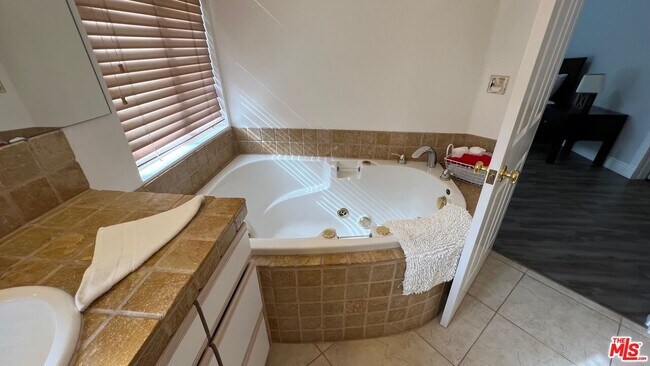 Building Photo - 29934 Triunfo Dr