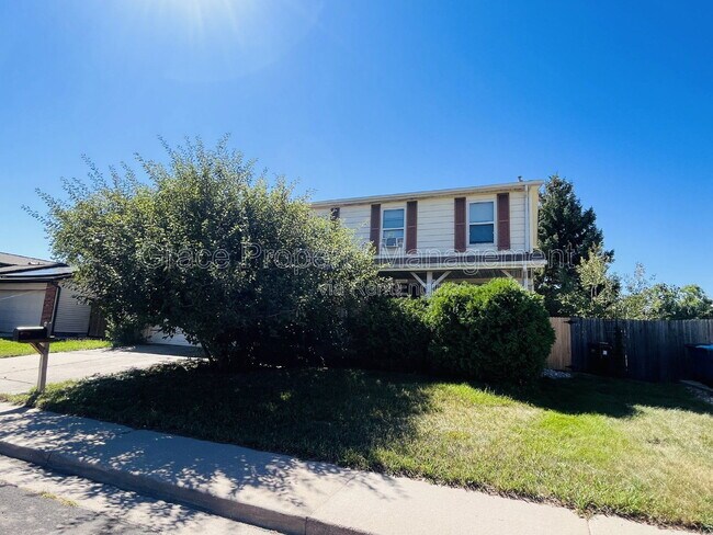 Building Photo - 2582 Ridge Dr