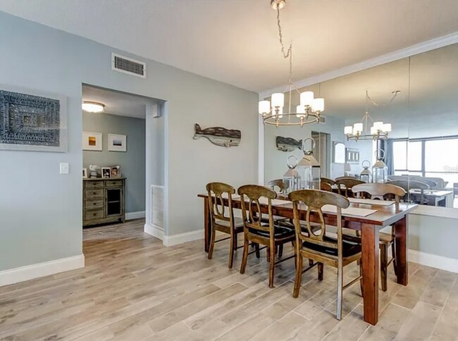Building Photo - LONG TERM - FULLY FURNISHED 2/2 Open water...