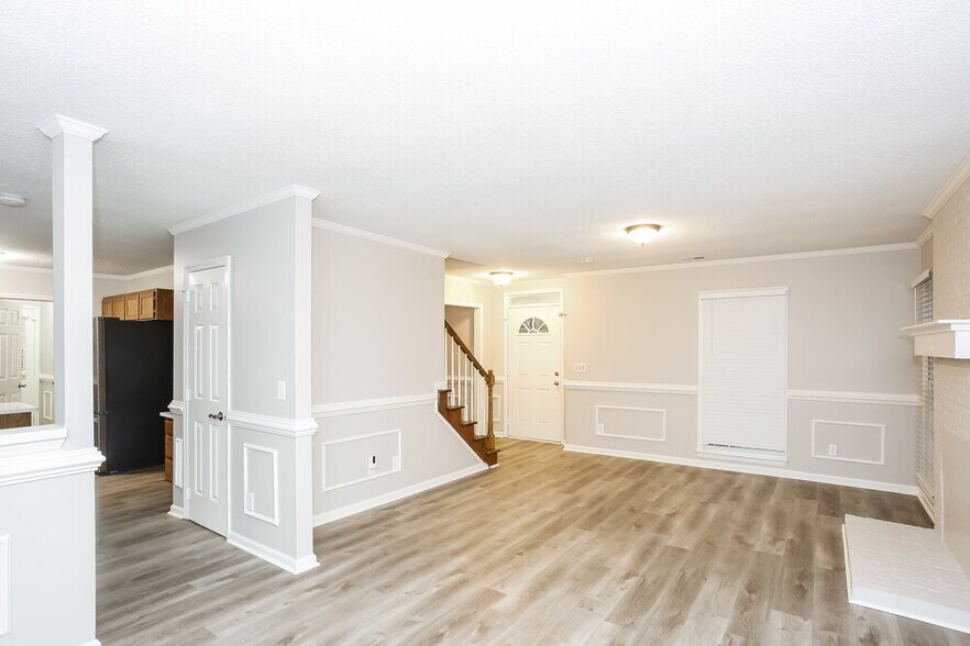 Building Photo - 2134 Dembrigh Ln