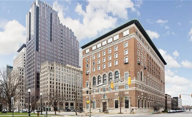 Building Photo - Indianapolis Athletic Club Condo