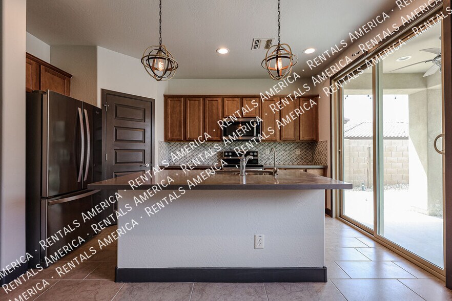 Building Photo - 9862 E Ignition Dr