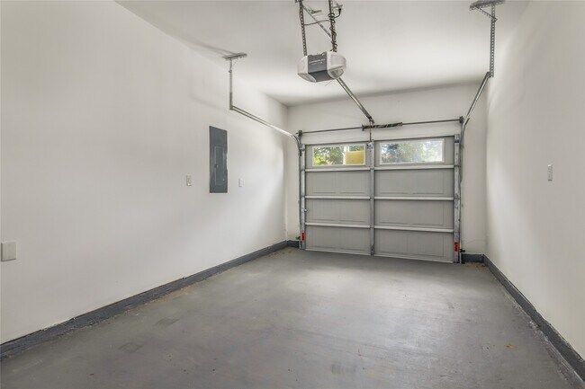 Building Photo - 5417 Texas St
