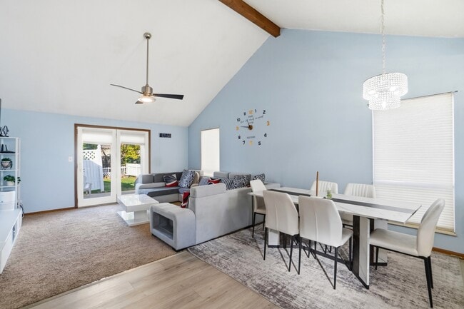 Building Photo - 408 California Ave