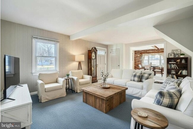 Building Photo - 4312 Silver Spring Rd