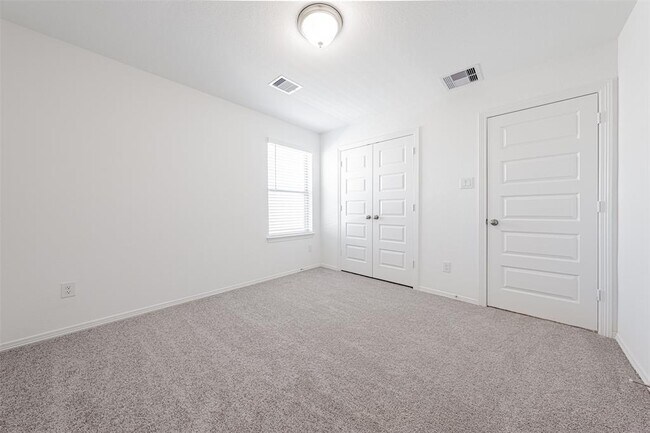 Building Photo - 5731 Tabula Rasa Dr