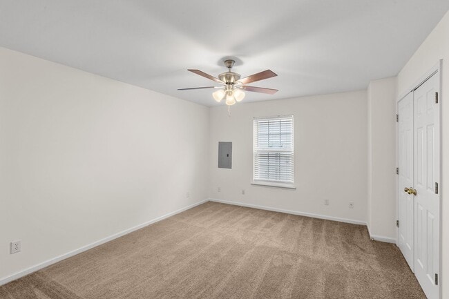 Building Photo - 1620-1622-1622 Juniper Dr