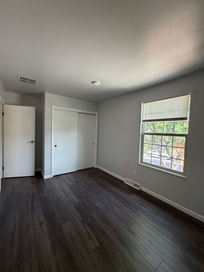 Building Photo - 16596 E Stanford Pl