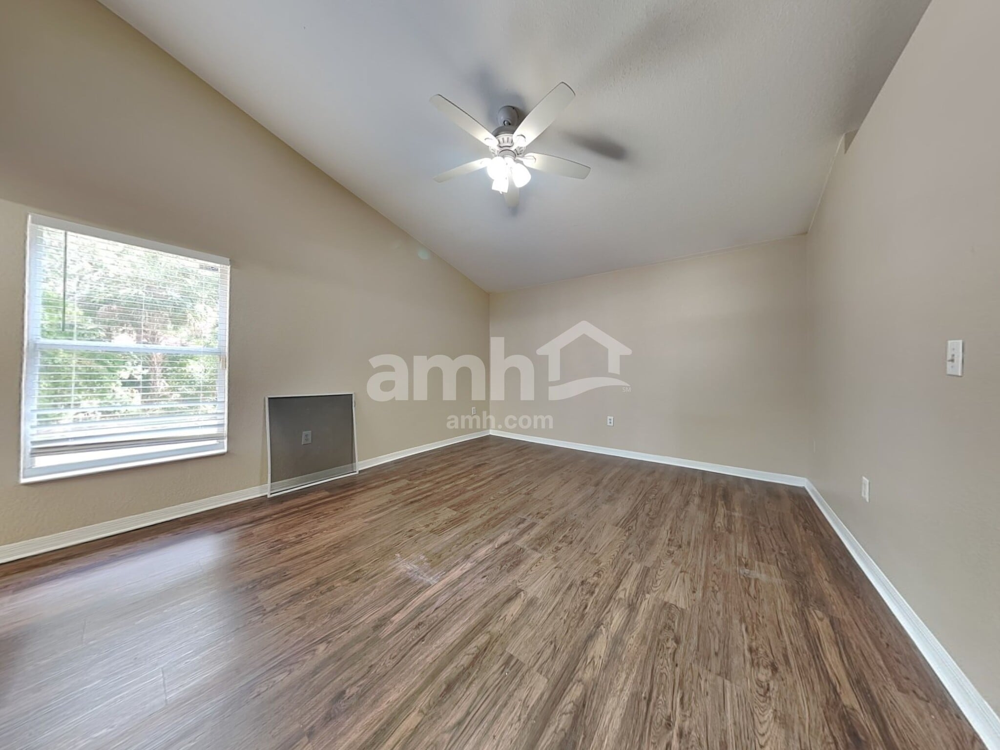 Building Photo - 5817 Mohr Loop