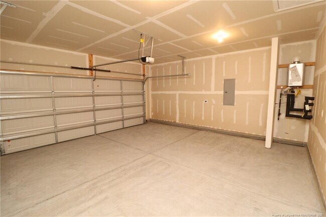Building Photo - 756 Ben Ledi Ct