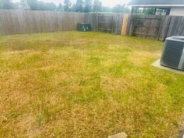 Building Photo - 10411 Iris Lake Ct
