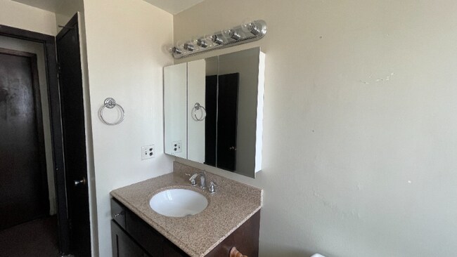 Building Photo - 4348 S 1100 W