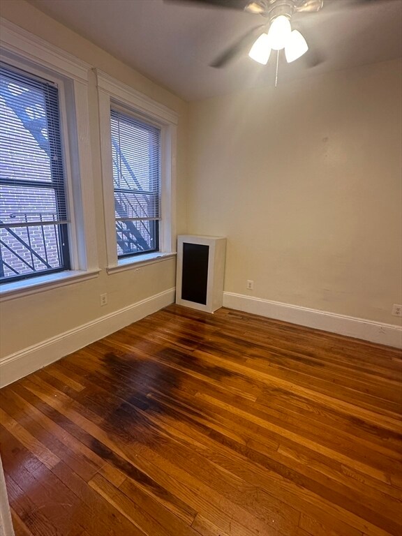 Building Photo - 39 Hemenway St