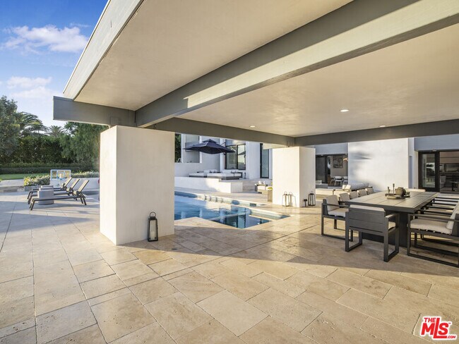 Building Photo - 30020 Morning View Dr