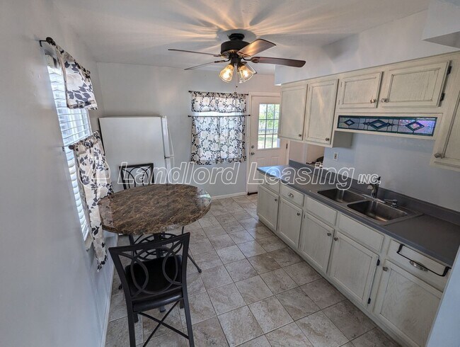 Building Photo - Updated 3 Bedroom Ranch in Homewood