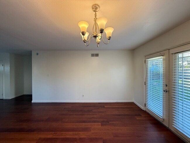 Building Photo - Orcutt Single Story Home on Cul-de-Sac with a Large Yard