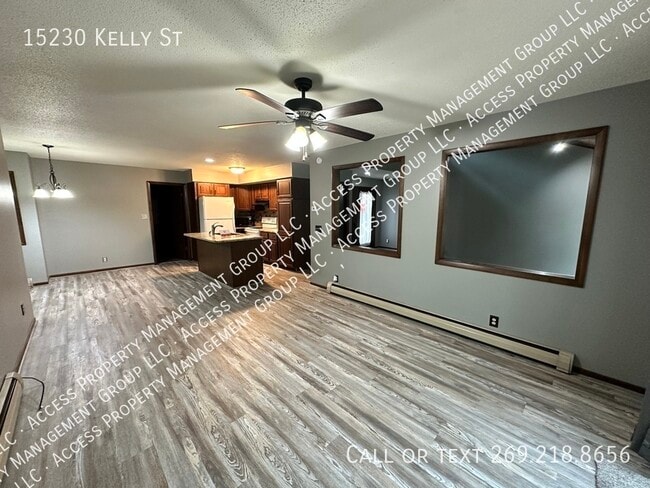 Building Photo - 15230 Kelly St