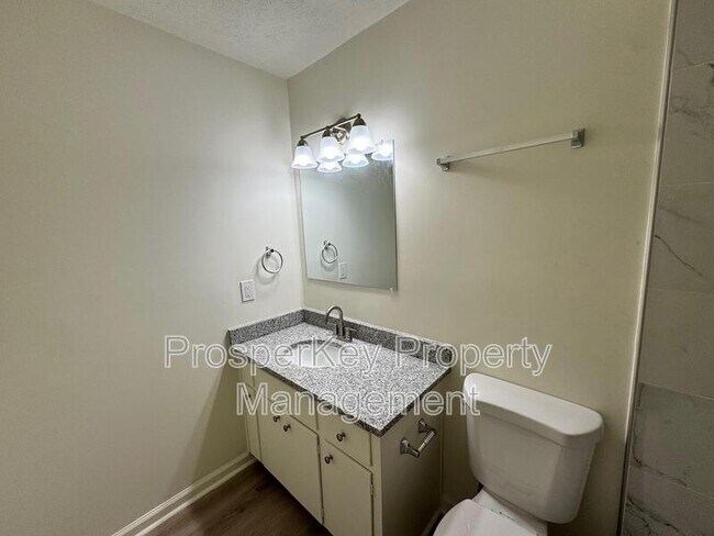 Building Photo - 6313 Stony Creek Dr
