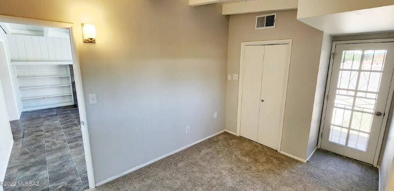 Building Photo - 4355 E Glenn St