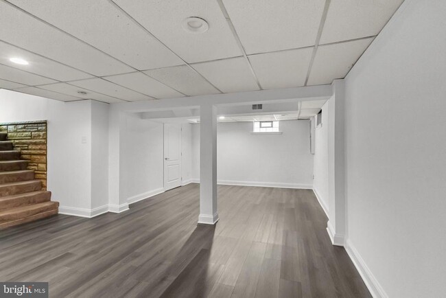 Building Photo - 215 Dolores Dr