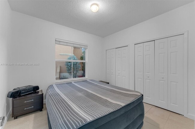 Building Photo - 3141 SW 154th Ct