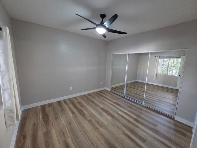Building Photo - First-Floor 2 Bed / 2 Bath Condo