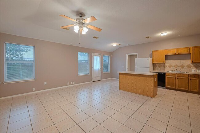 Building Photo - 4826 Cliffpoint Ct