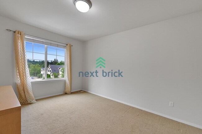 Building Photo - 3 BED & 2.5 BATH SINGLE FAMILY HOUSE FOR RENT