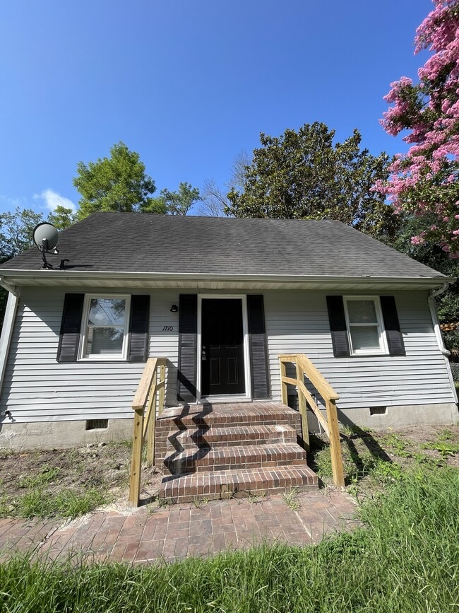 Primary Photo - 1710 Glen Ave